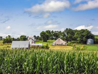 iowa-farm-banner